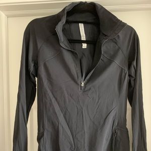 Lululemon half zip size 10